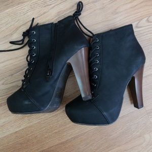 Heeled booties